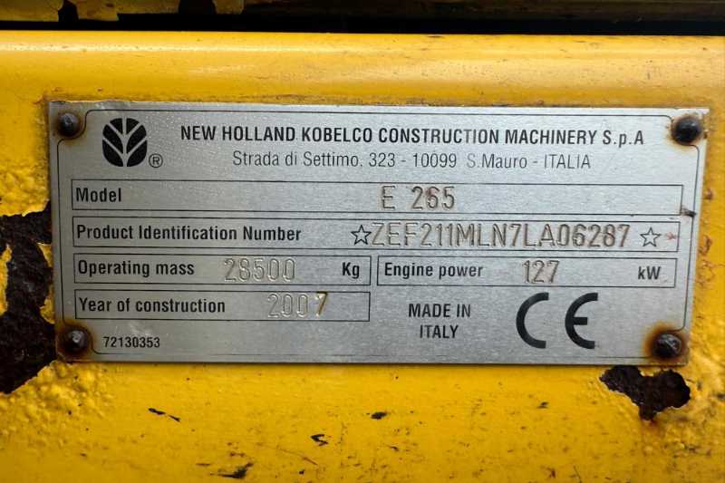 OmecoHub - Immagine NEW HOLLAND E265